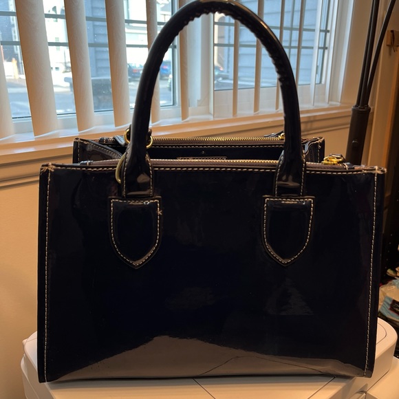 London Fog Navy Blue Purse - Picture 2 of 8